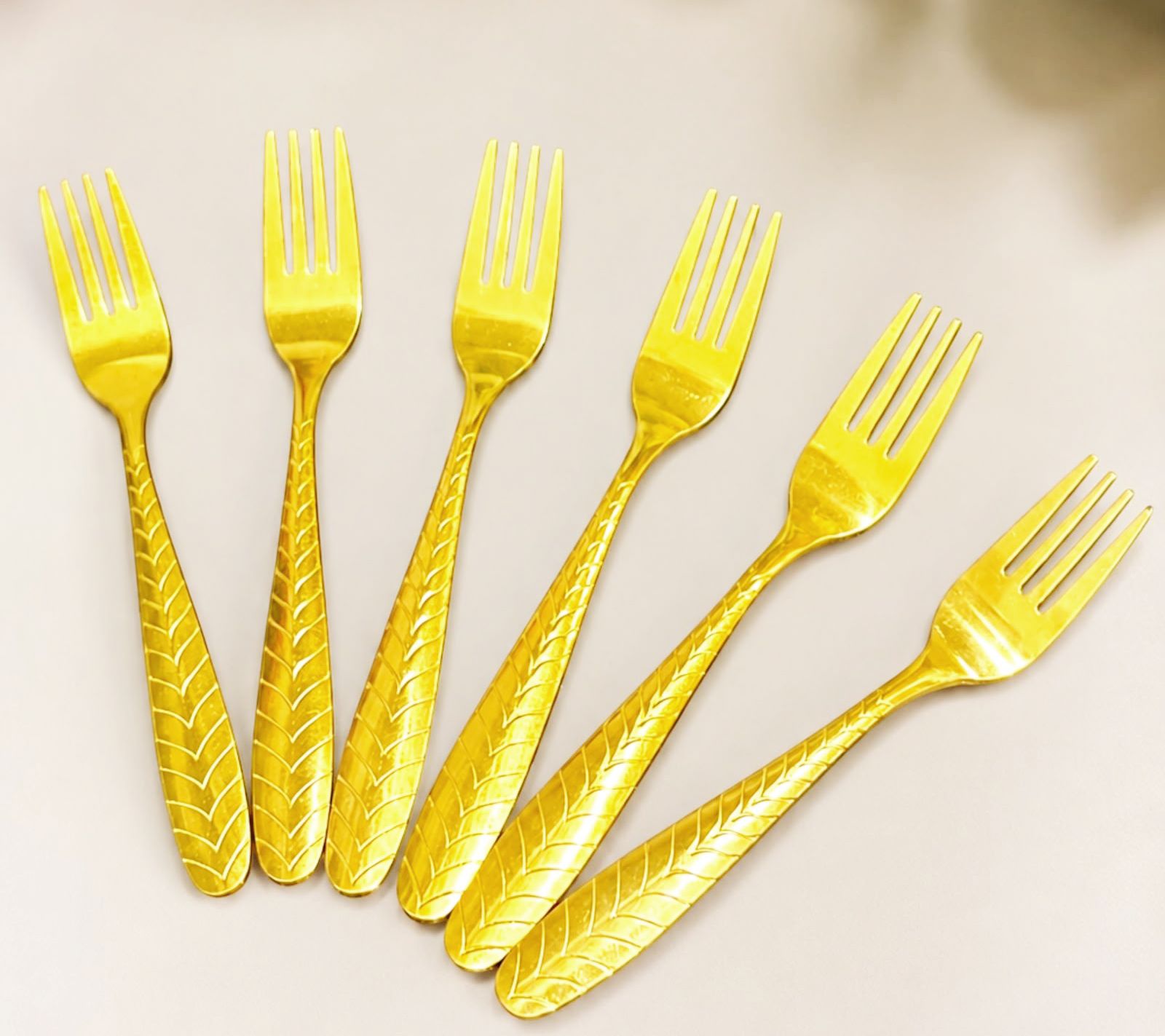 Golden Fork Set (Pack of 6)