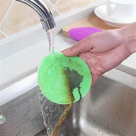 Silicone Dishwashing Scrubber
